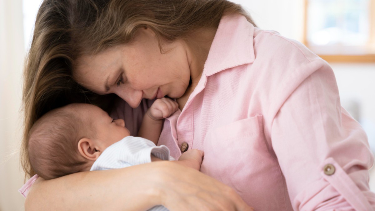 Permisos de 26 semanas a las madres biológicas monoparentales